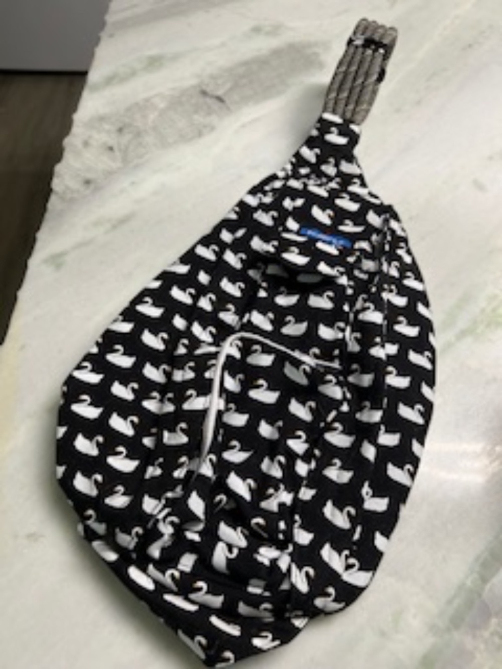 KAVU Swan Love rope sling bag